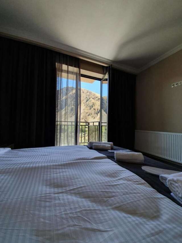 Отель Hotel Gold Kazbegi Степанцминда-22